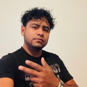 Meet your Posher, Adrian